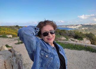 EL VIENTO COMO MEMORIA Y DESTINO EN LA POESÍA DE LUISA BALLESTEROS